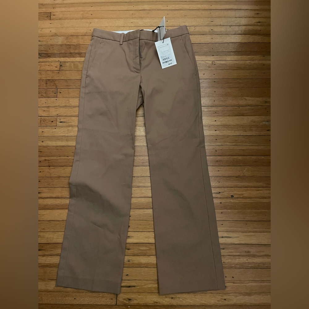 Theory Hartsdale NP trousers in color driftwood. Size 00